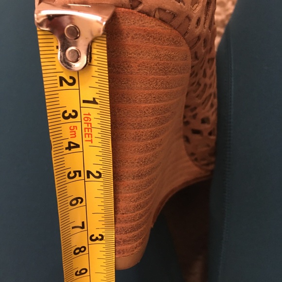 Stuart Weitzman wedge shoes 36 - Picture 8 of 8